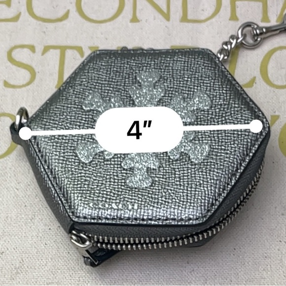 NWOT Coach Silver Snowflake Coin Purse - Picture 11 of 13